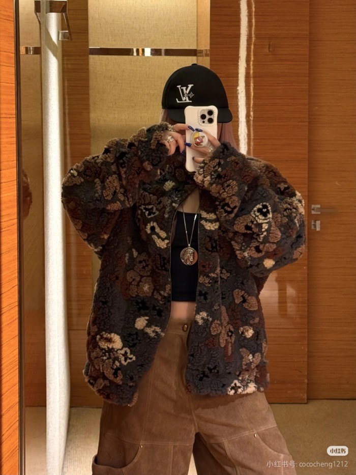 Clothes Louis Vuitton 20251126