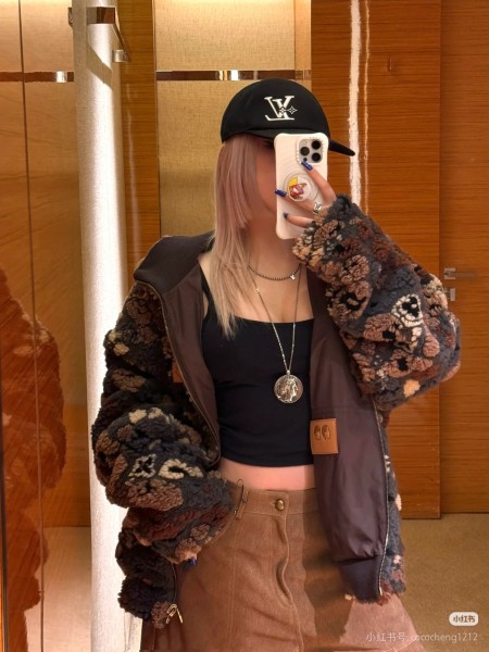 Clothes Louis Vuitton 20251126