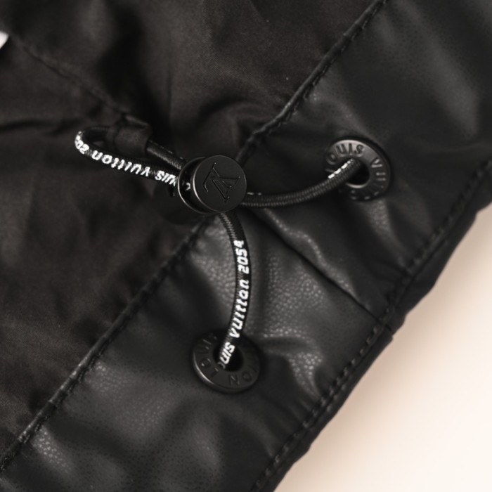  Louis Vuitton Guersac Hooded Diagonal Quilted Vest 