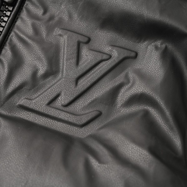  Louis Vuitton Guersac Hooded Diagonal Quilted Vest 