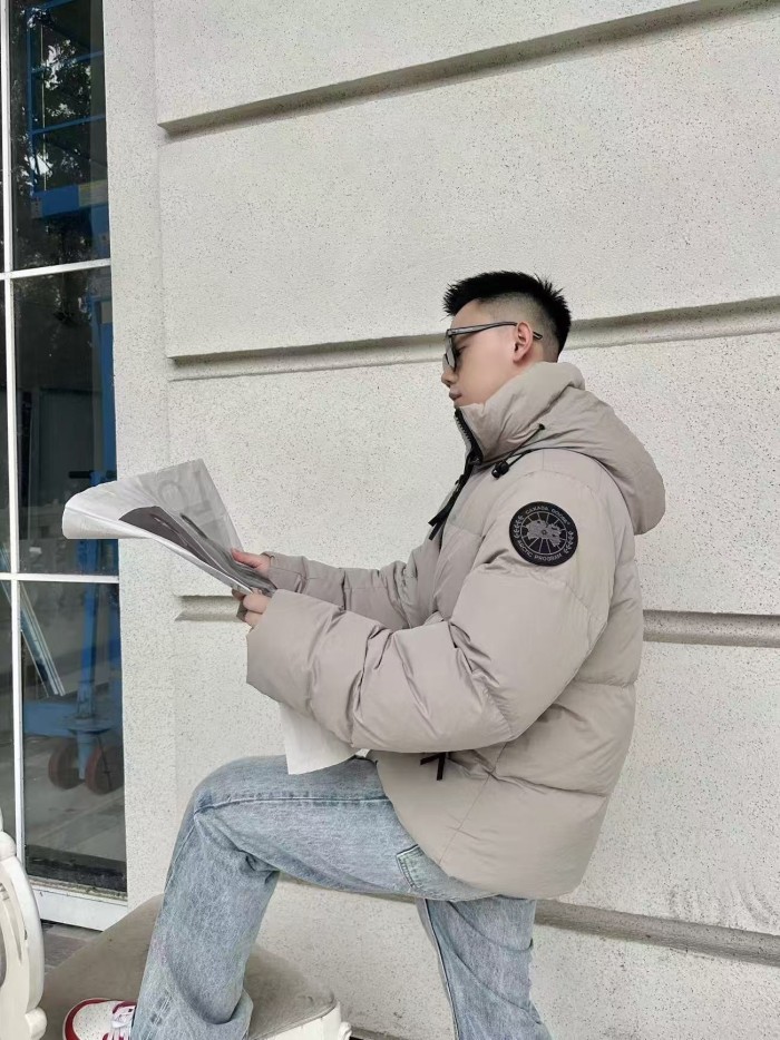 Canada Goose Crofton Hooded Puffer Jacket