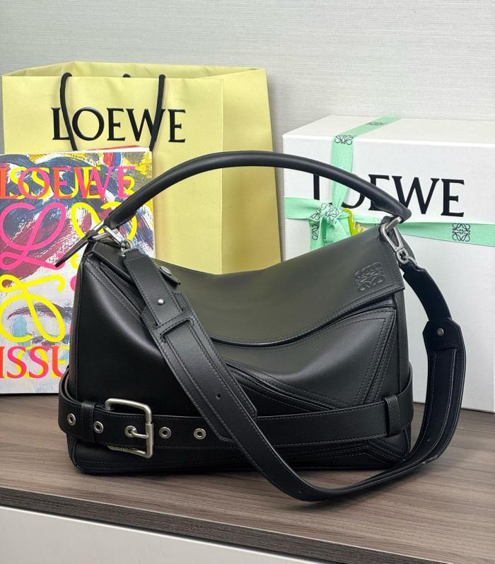 LOEWE Puzzle Calfskin Handbag Large Men's Black B510BP1X01-1100 size 33*14.7*21.5 cm