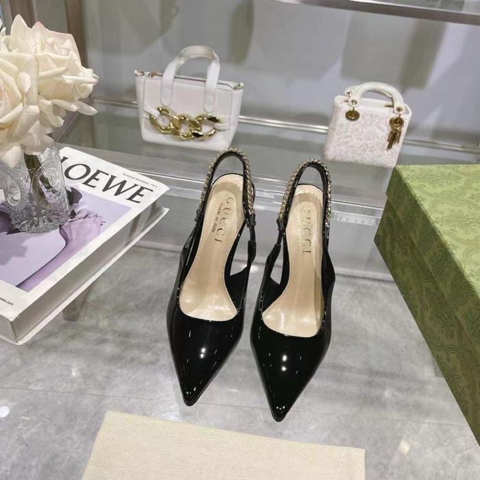 GUCCI 105mm Logo-chain Patent Pumps