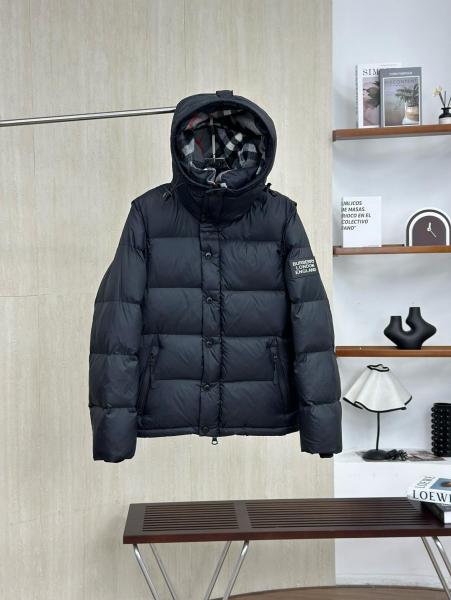 Burberry Men Classic Detachable Sleeve Hooded Down Jacket