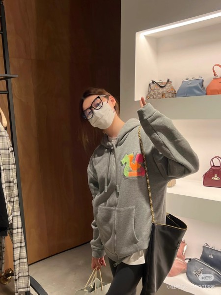 Clothes LouisVuitton 20251205