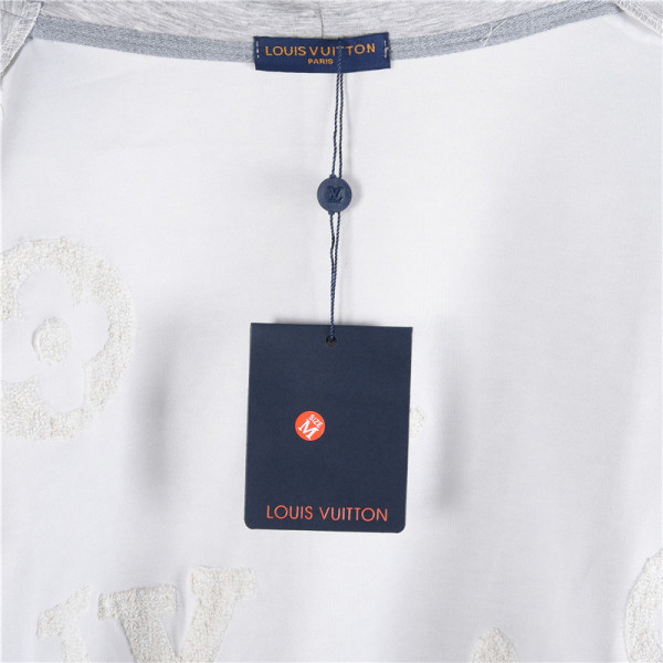 Clothes LouisVuitton 20251205