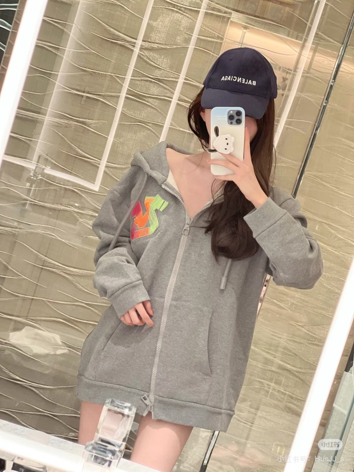 Clothes LouisVuitton 20251205