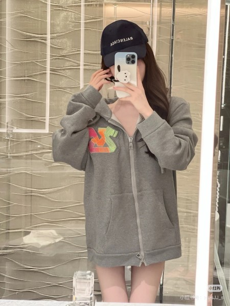 Clothes LouisVuitton 20251205