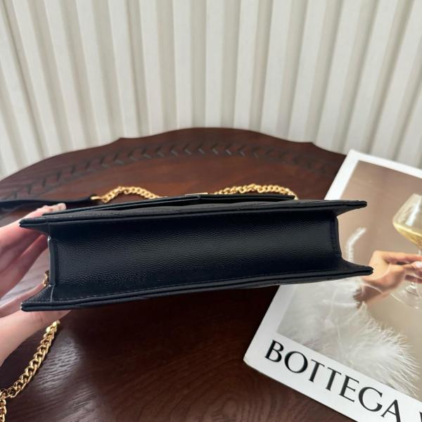 SAINT LAURENT CASSANDRE Sheepskin Handheld Crossbody Bag, Shoulder Bag Small Women's Black 742920-AAA44-1000 size 19*3.5*12.5 cm