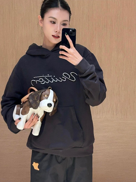 clothes LOUIS VUITTON LV 20251211