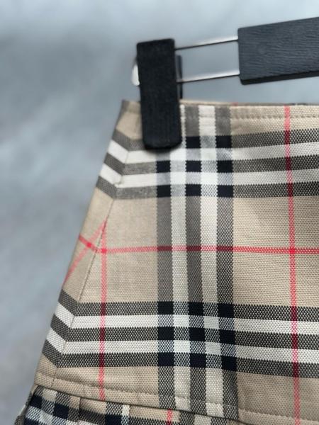 Burberry Vintage Check Kilt Skirt
