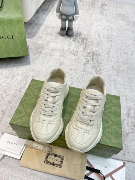 Gucci Rhyton Wild Rose Ivory Pink