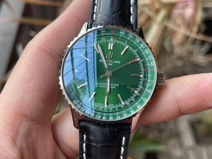 BREITLING Aviation Chronograph Collection Automatic Mechanical Movement Men's Watches Watch 41mm Green Dial