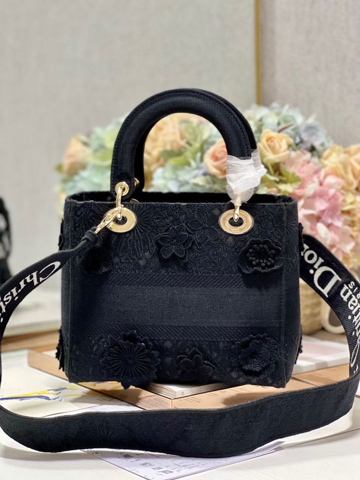 DIOR Lady D Lite Embroidery Lady Dior Bag, Shoulder Bag, Crossbody Bag, Handbag Medium Women's Black size：24*20*11 cm
