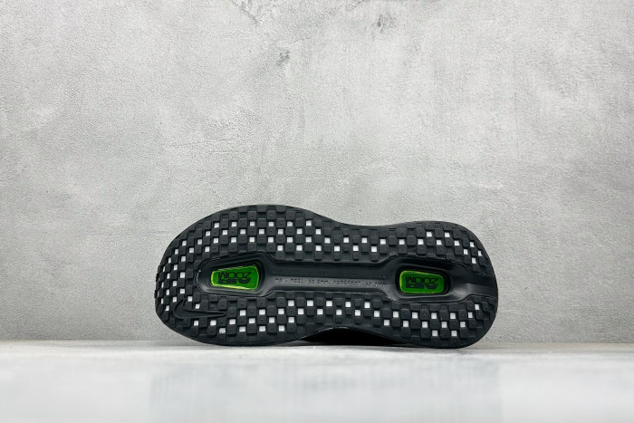 Nike Vomero Premium Black Volt