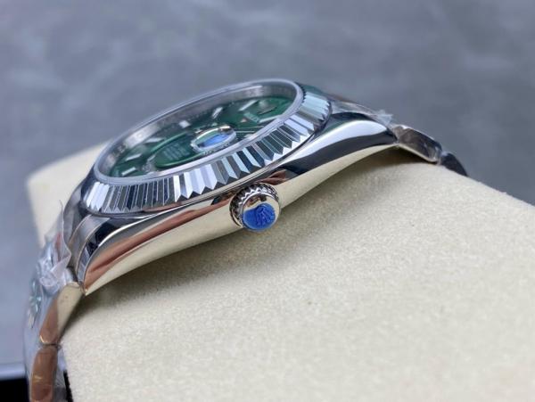 ROLEX Unworn Sky-Dweller 42mm