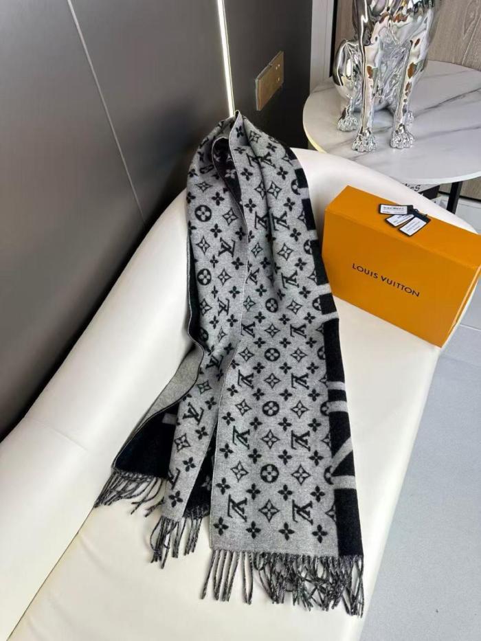 Louis Vuitton Monogram Split Scarf 200*45 cm