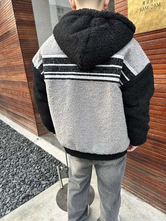 Clothes Balenciag 20251216