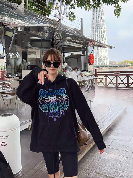 KENZO Sweatshirts Men's Black Hooded Moderate Regular