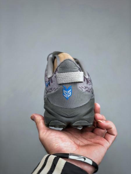 Hoka One One Speedgoat 6 Galactic Grey Hoka Blue