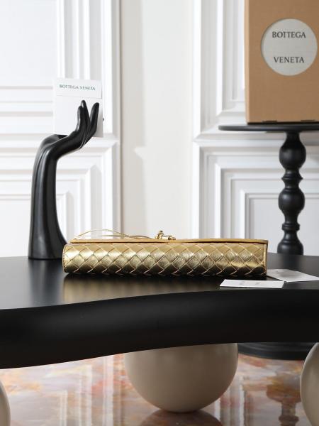 Bottega Veneta Lambskin Clutch Women's Gold 741511V4P128922 