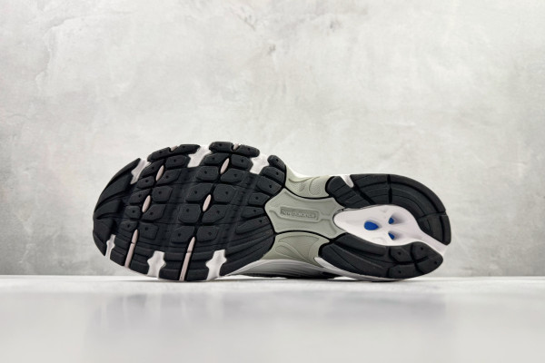 New Balance 530 Ice Wine