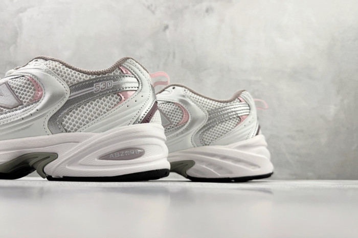 New Balance 530 Ice Wine