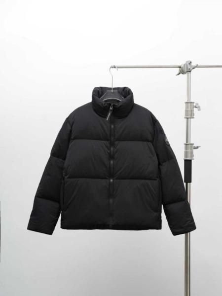 Canada Goose Lawrence Zip Up Padded Parka