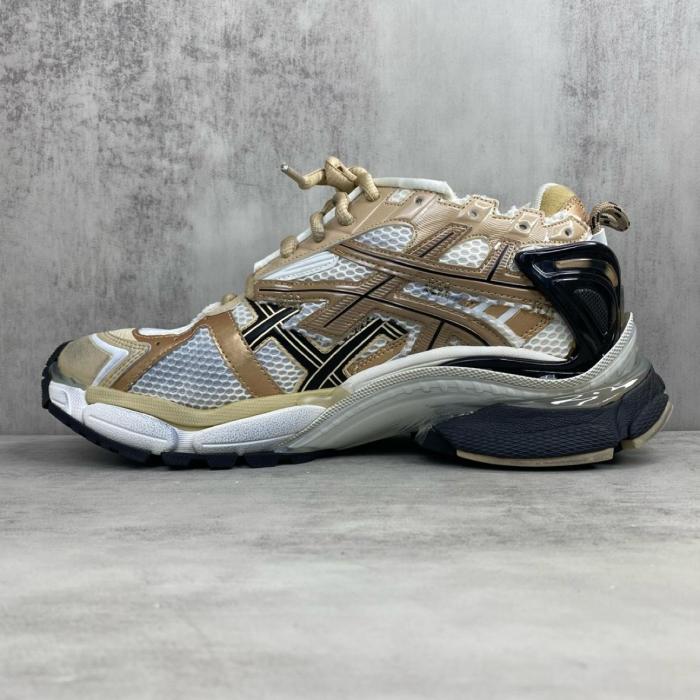 Balenciaga Runner Beige Black White
