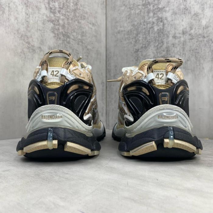 Balenciaga Runner Beige Black White