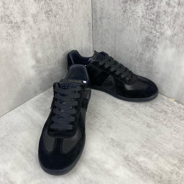 Maison Margiela Replica Black