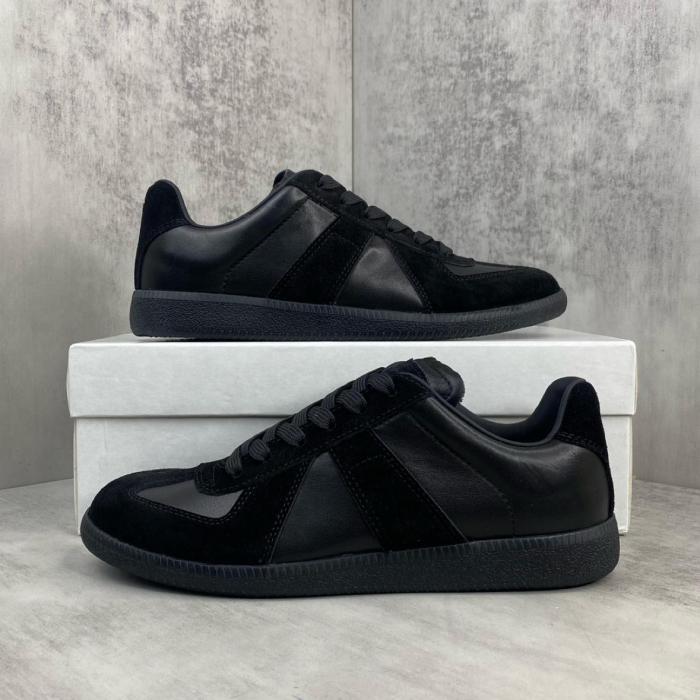 Maison Margiela Replica Black