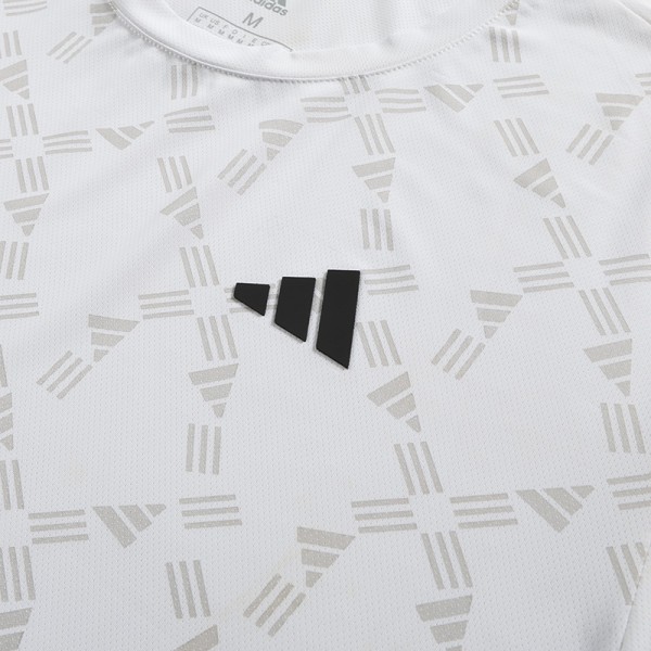 Sportswear adidas 7703