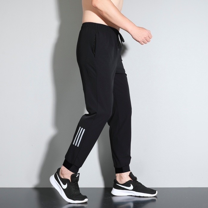 Sportswear adidas P68