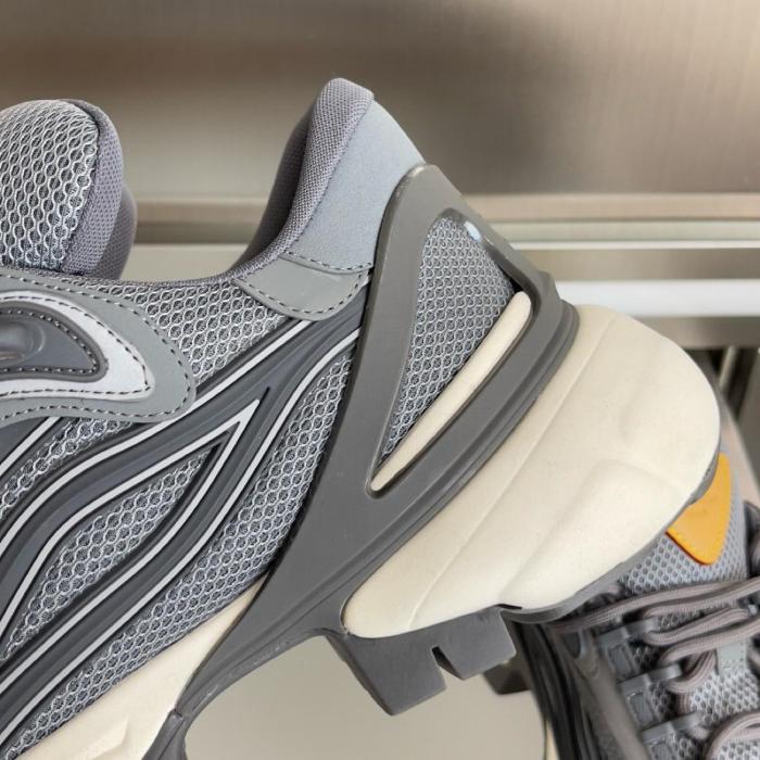 LOUIS VUITTON Summit Low top Chunky Sneakers Men's Gray