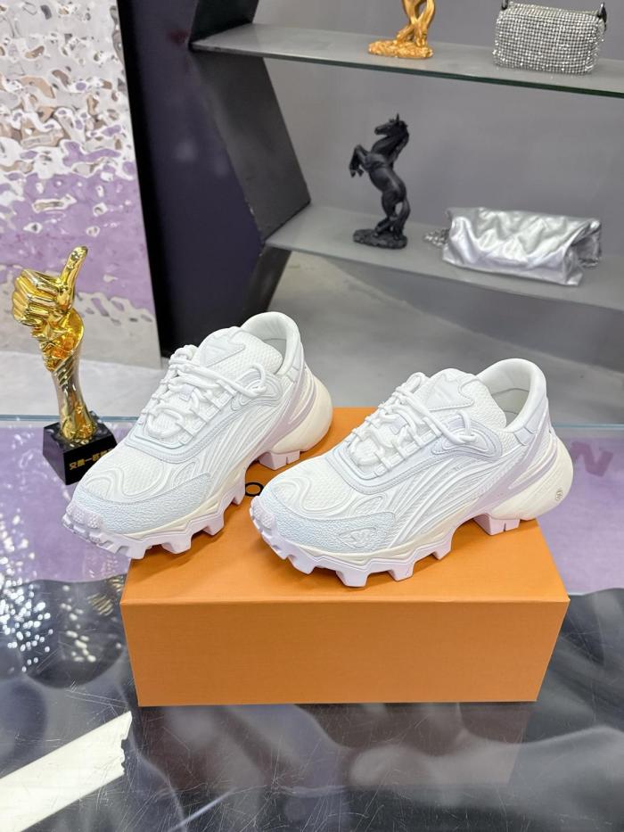 LOUIS VUITTON Summit Low top Chunky Sneakers Men's White
