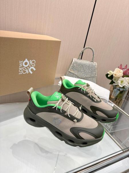 LOEWE Cloudsolo On Running, Collaboration Low top Casual Shoes Beige Green
