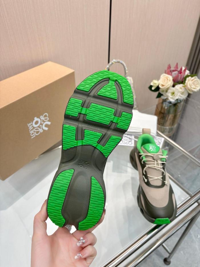 LOEWE Cloudsolo On Running, Collaboration Low top Casual Shoes Beige Green