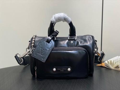 LOUIS VUITTON Keepall Cargo Bandoulière 25 M13988 size 25*11*15 cm