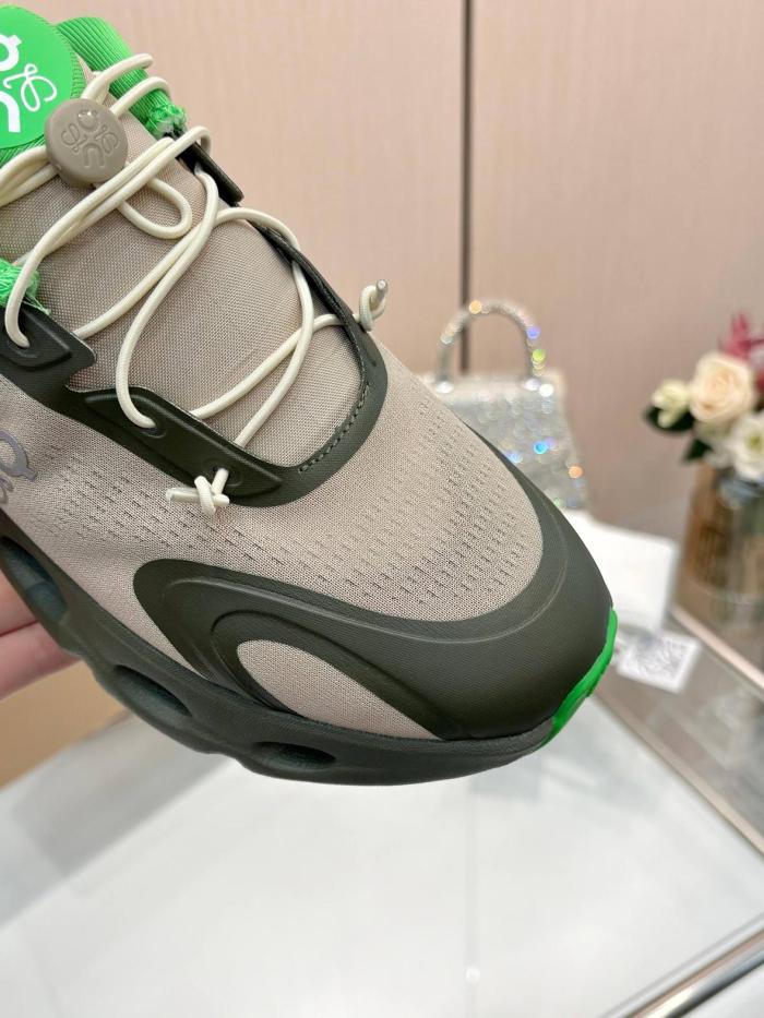 LOEWE Cloudsolo On Running, Collaboration Low top Casual Shoes Beige Green