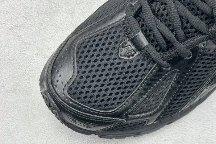 New Balance 1906R Black