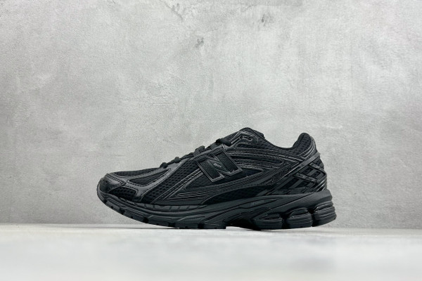 New Balance 1906R Black