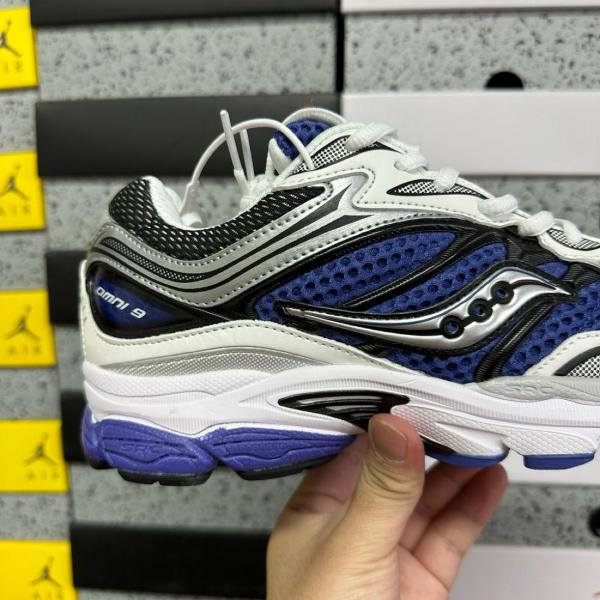 Saucony Pro Grid Omni All in 9 Classic And Versatile Low top Running Shoes Unisex Blue