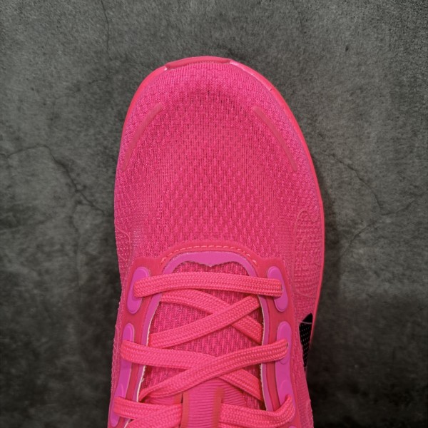 Nike Vomero Premium Hyper Pink