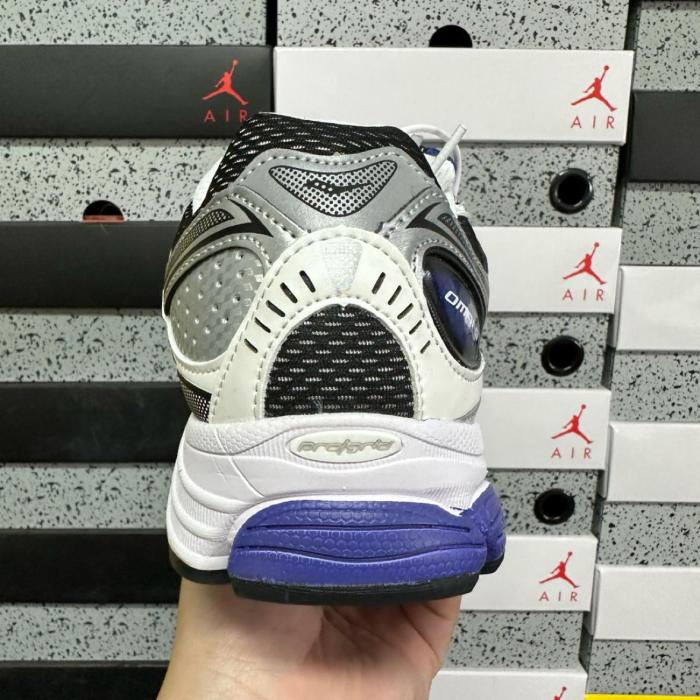 Saucony Pro Grid Omni All in 9 Classic And Versatile Low top Running Shoes Unisex Blue