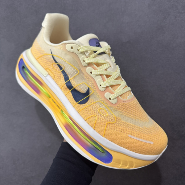 Nike Vomero Premium Alabaster