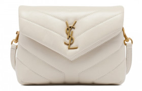 SAINT LAURENT LouLou Toy Logo Plaque Shoulder Bag 678401DV7079207 size 19*7*14 cm