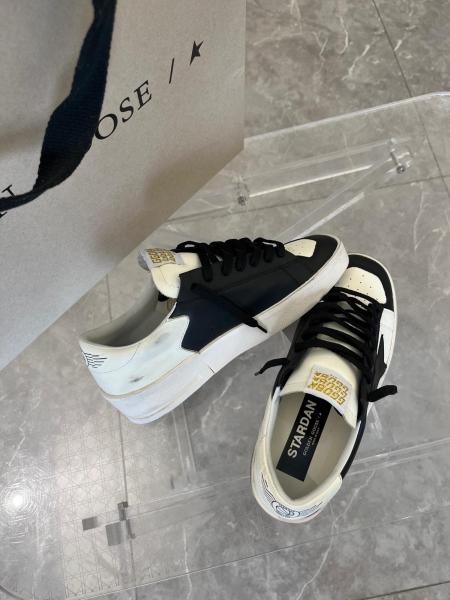 Golden Goose Stardan Low top Stylish Skateboarding Shoes Women's Black White Distressed Style