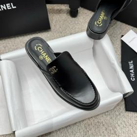 CHANEL Closed Toe Slippers 2cm Women's Black leather