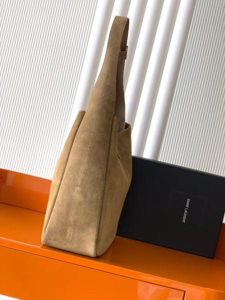 SAINT LAURENT LE5A7 Suede Large Hobo Handbag Shoulder Bag Women's Gold Leaf 753837-1U80W-3194 size 31*13*30 cm
